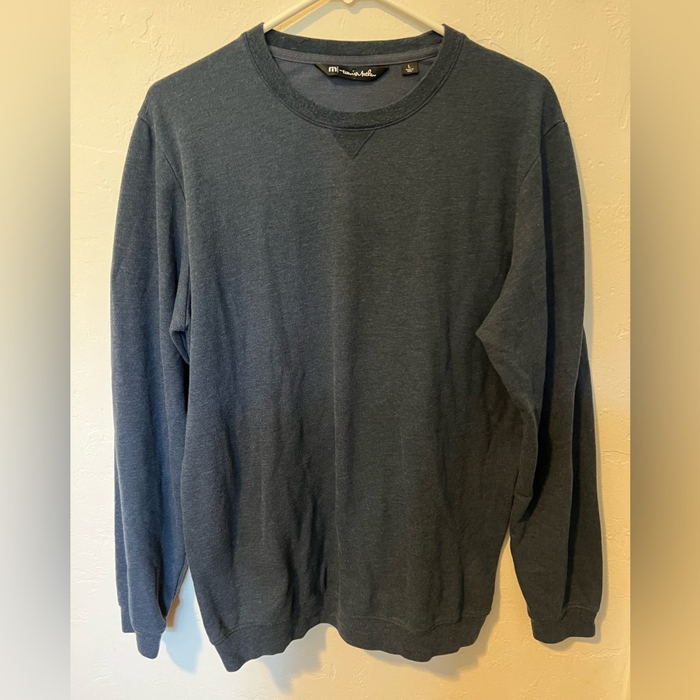 Travis Mathew Sweater